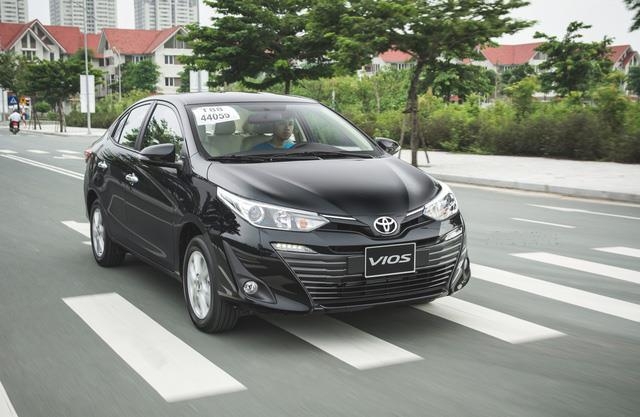Từ 1/7, Toyota Việt Nam điều chỉnh giá bán lẻ mẫu xe Vios với mức giảm từ 29 - 41 triệu đồng, đồng thời hỗ trợ phí trước bạ tương đương 40 triệu đồng cho mẫu xe Corolla Altis.