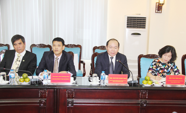 Chủ tịch Liên minh HTX Việt Nam Nguyễn Ngọc Bảo tại buổi làm việc