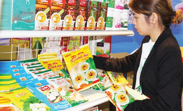 Bị “bắt thóp” điểm yếu, hàng Việt sẽ khó vào siêu thị ngoại