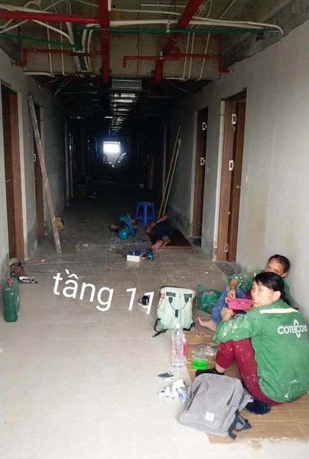 Nhiều công nhân vẫn còn đang làm việc