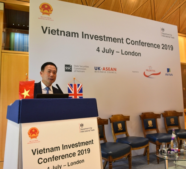 Ông Trần Văn Dũng, Chủ tịch UBCKNN phát biểu tại Hội nghị