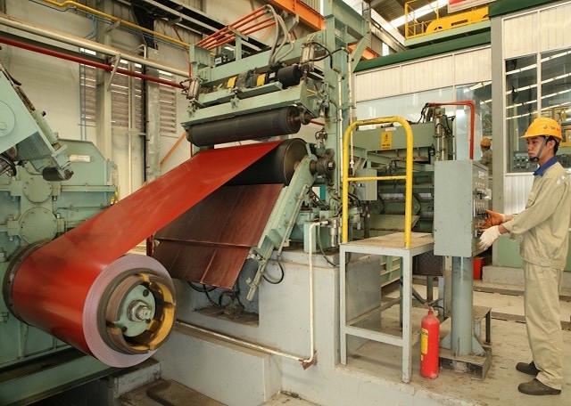 Xuất thép sang Hoa Kỳ phải nộp tiền cọc như thuế chống bán giá và trợ cấp (Ảnh: Internet)