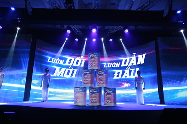 Dulux EasyClean chống bám bẩn