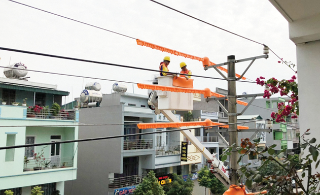 Trong 6 tháng đầu năm 2019, Tổng công ty Điện lực miền Bắc (EVNNPC) đã thực hiện tốt việc bảo đảm cấp điện ổn định phục vụ sản xuất, sinh hoạt...