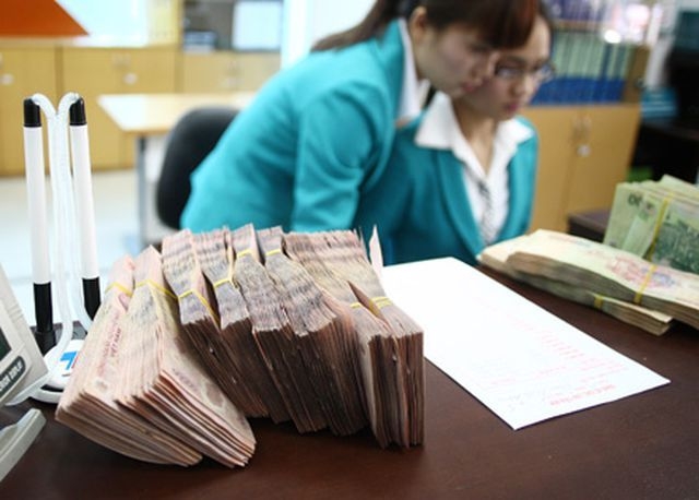 Lãi suất liên ngân hàng giảm mạnh về mức dưới 3%/năm (Ảnh: Internet)