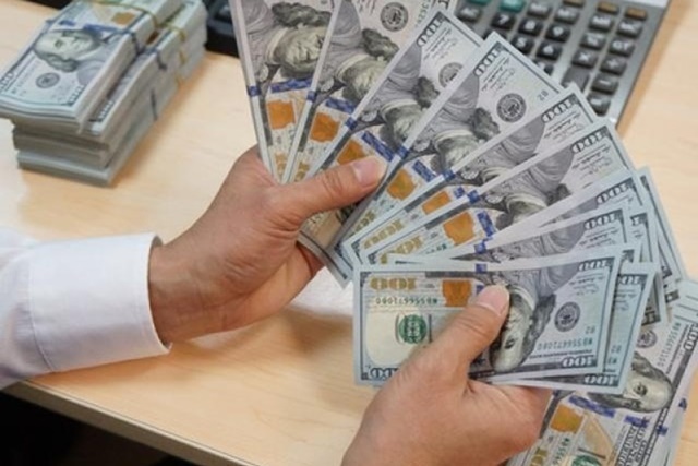 FED hạ lãi suất, giá USD trong nước vẫn ổn định (Ảnh Internet)