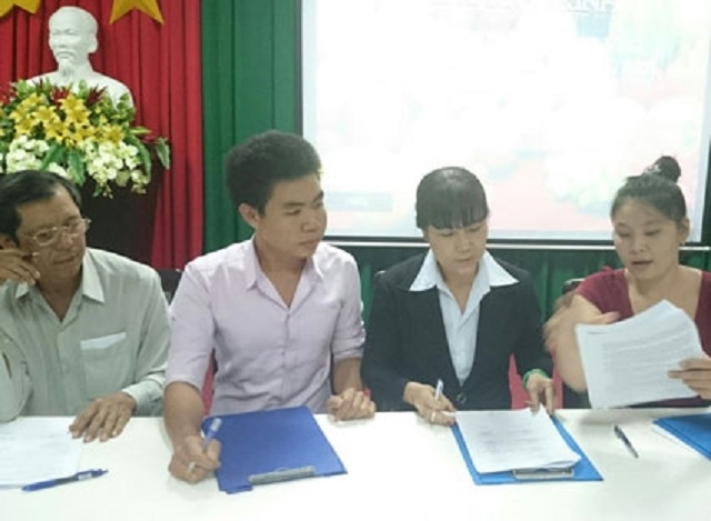 HTX Bồ Câu Xanh ký kết tiêu thụ thực phẩm an toàn cho các cơ sở, HTX sản xuất thực phẩm sạch