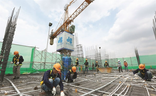 Cổ phiếu HBC được cổ đông nội bộ cứu giá