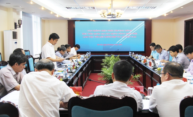 Phó Chủ tịch Liên minh HTX Việt Nam Nguyễn Văn Thịnh phát biểu tại buổi làm việc