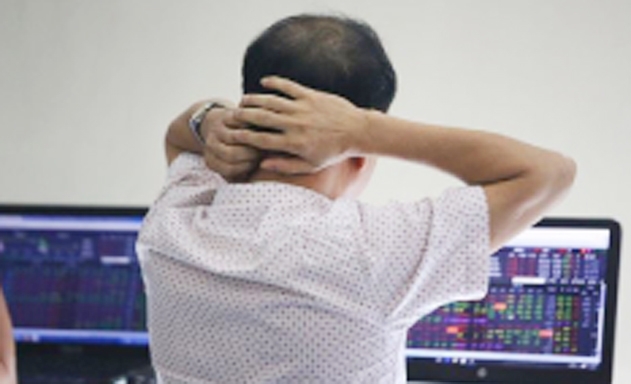 Chứng khoán Việt lao đao khi CNY phá giá năm 2015