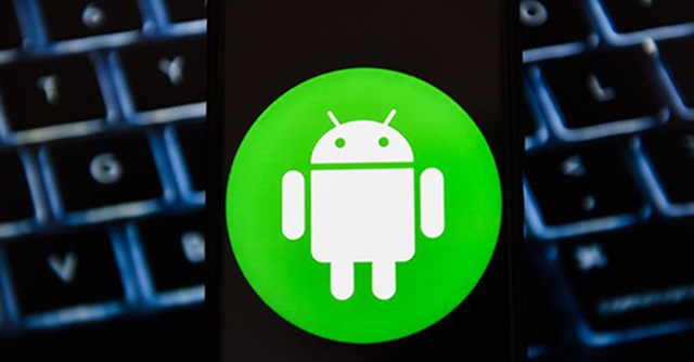 Nhóm bảo mật Google cho biết kẻ xấu đã thoả hiệp với nhà sản xuất để cài mã độc vào máy. (Ảnh Internet)