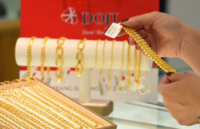 Giá vàng SJC tăng thêm 100.000 đồng/lượng (Ảnh Internet)