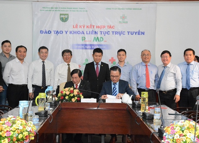 Lễ ký kết hợp tác đào tạo y khoa liên tục trực tuyến