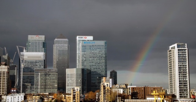 Các ngân hàng chuyển khối tài sản 1.300 tỷ euro từ Anh sang Eurozone (Ảnh Internet)