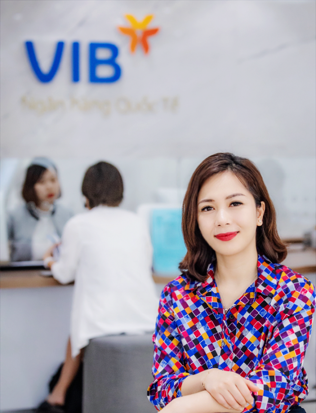 Bà Trần Thu Hương - Giám đốc Chiến lược kiêm Giám đốc Khối Ngân hàng Bán lẻ VIB