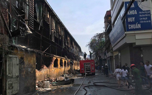 Lo ngại ô nhiễm thủy ngân sau vụ cháy Công ty Rạng Đông (Ảnh Internet)