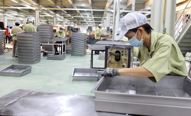 Các ngành sản xuất mong có thêm đơn hàng mới trong những tháng cuối năm