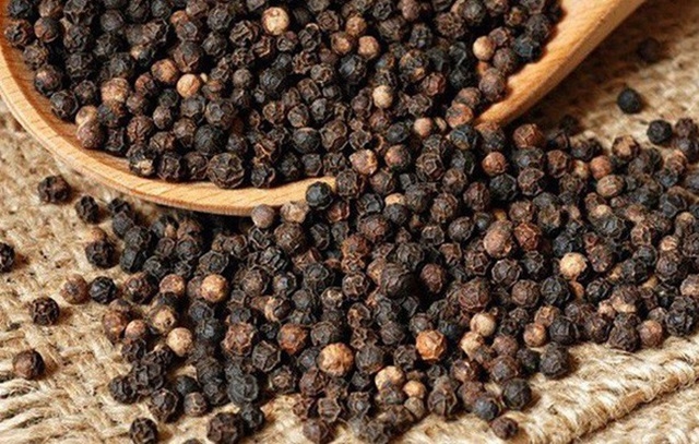 Xuất khẩu hạt tiêu sẽ tiếp tục gặp khó khăn do nguồn cung lớn hơn nhu cầu (Ảnh Internet)