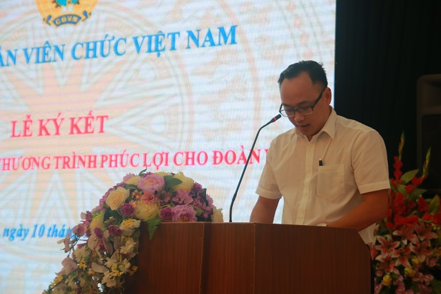 Ông Lê Ngọc Huệ phát biểu tại buổi lễ