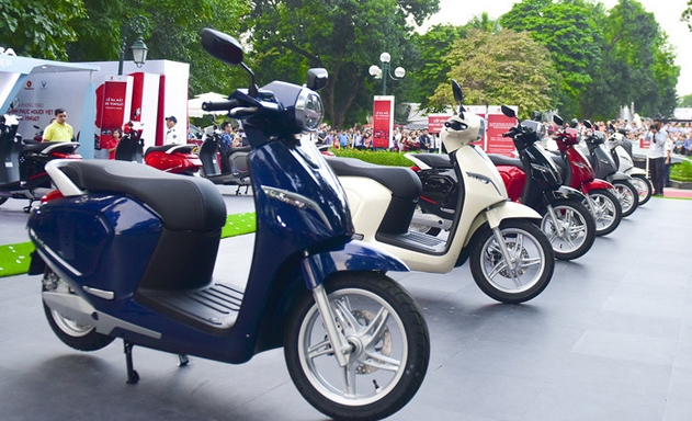 Xe máy điện đang được nhiều người tiêu dùng lựa chọn