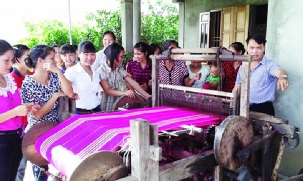 Dạy nghề cho lao động nông thôn là nền tảng phát triển kinh tế xã hội địa phương