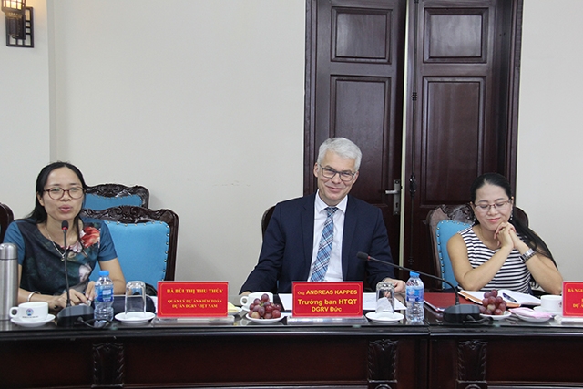 Ông Andreas Kappes, Tổng thư ký kiêm Trưởng ban HTQT DGRV tại cuộc làm việc với Liên minh HTX Việt Nam