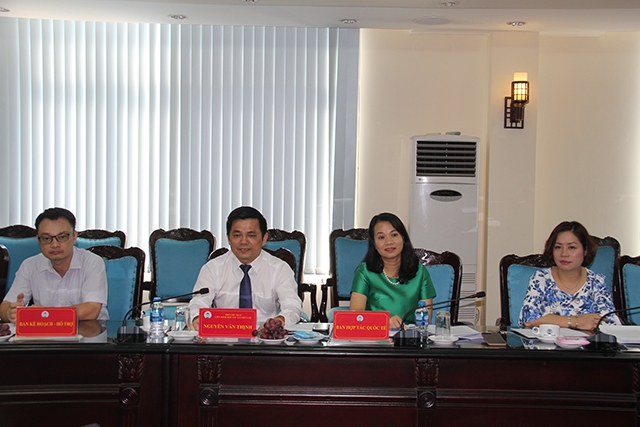 Phó Chủ tịch Liên minh HTX Việt Nam Nguyễn Văn Thịnh và lãnh đạo Ban HTQT tại buổi làm việc