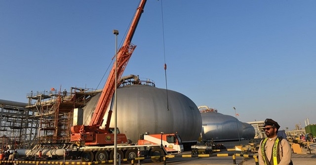 Giá dầu tăng cao khi căng thẳng Trung Đông leo thang (Ảnh Internet)