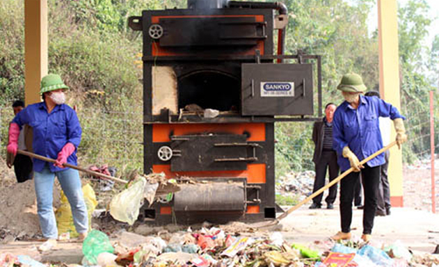 Lò đốt rác công nghệ cao của HTX VSMT Phú Cường (Thái Nguyên)