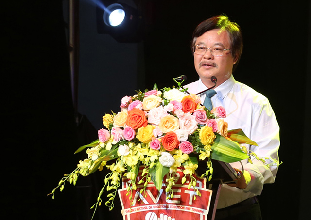 Tổng cục trưởng Tổng cục Giáo dục nghề nghiệp Nguyễn Hồng Minh phát biểu tại hội diễn