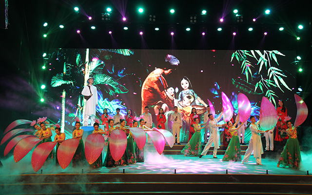 Tiết mục văn nghệ đặc sắc của đoàn Hà Tĩnh