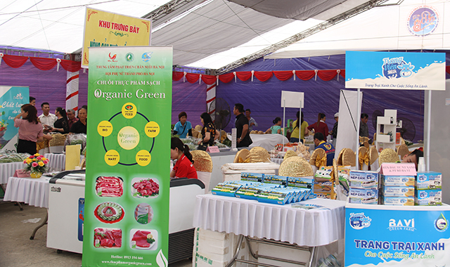 Gian hàng giới thiệu, quảng bá sản phẩm nông sản của các HTX được tổ chức cuối tháng 9 tại Thường Tín