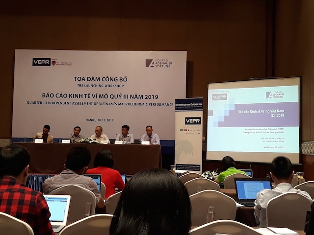 Mặc dù thực hiện giảm lãi suất điều hành 0,25%, nhưng cũng hút ròng 57,8 nghìn tỷ đồng