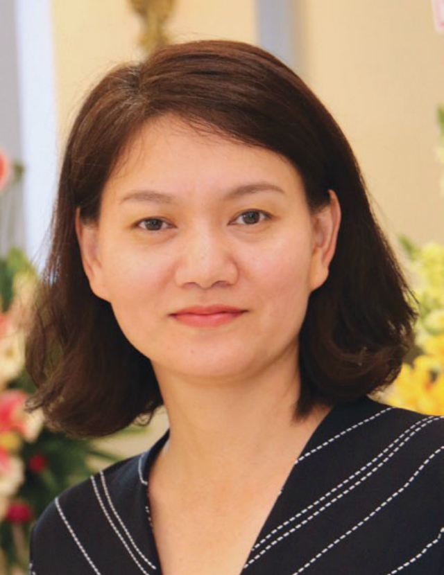 Bà Nguyễn Thị Việt Hà