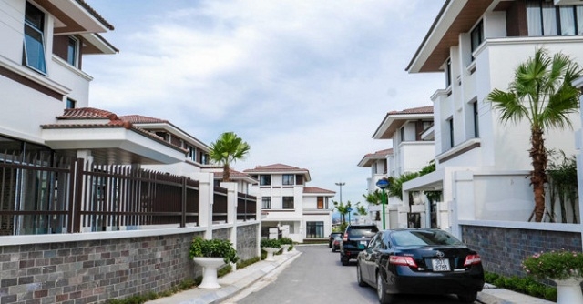 Biệt thự nghỉ dưỡng trên đồi cao tại dự án FLC Hạ Long, một trong những dòng sản phẩm bất động sản FLC thu hút nhiều mối quan tâm của thị trường