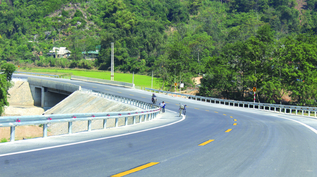 Từ thực tế phát triển giao thông, Bộ GTVT trình Chính phủ bổ sung quy hoạch mạng lưới cao tốc (Ảnh: Internet)