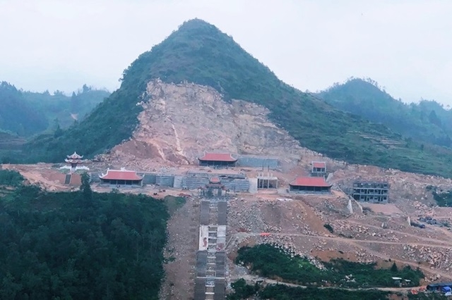 Tạm đình chỉ dự án Khu du lịch sinh thái, văn hóa tâm linh Lũng Cú (Ảnh Internet)