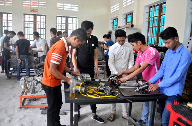 Các HTX toàn thôn ở Hà Giang đang cho thấy hiệu quả cao trong dạy nghề cho lao động nông thôn