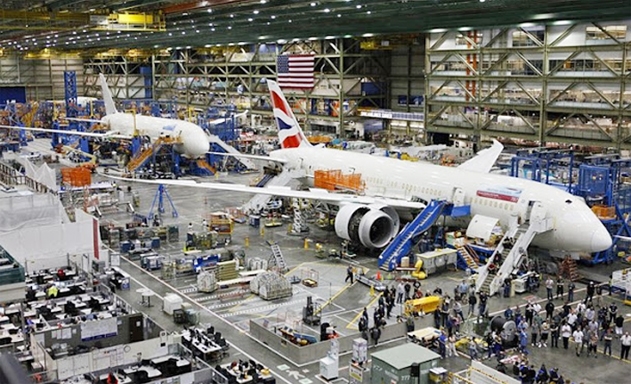 Số đơn đặt hàng và giao hàng của Boeing đã bị tụt sâu so với Airbus trong năm nay