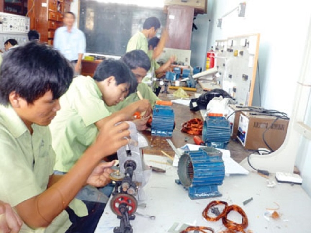 Quảng Ngãi đang ưu tiên đào tạo những ngành nghề có điều kiện tiếp cận kỹ thuật công nghệ mới