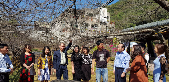 Chủ tịch Nguyễn Ngọc Bảo và đoàn công tác Liên minh HTX Việt Nam thăm HTX nông nghiệp huyện XinYi