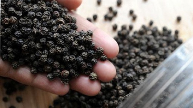 Lượng hồ tiêu xuất khẩu tăng 19,5% trị giá giảm 7,4%