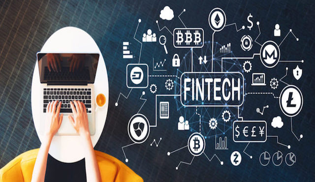 Trong xu hướng chuyển đổi số, các ngân hàng gia tăng sử dịch dịch vụ của bên thứ ba. (Ảnh: Internet)