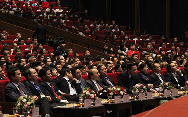 Lãnh đạo Đảng, Nhà nước tham dự diễn đàn