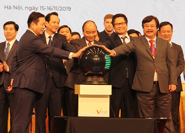 Nghi thức doanh nghiệp đồng hành cùng giáo dục nghề nghiệp