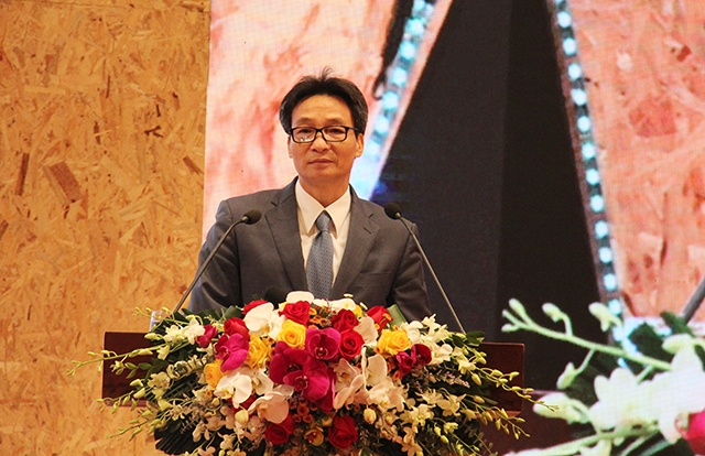 Phó Thủ tướng Vũ Đức Đam phát biểu tại diễn đàn