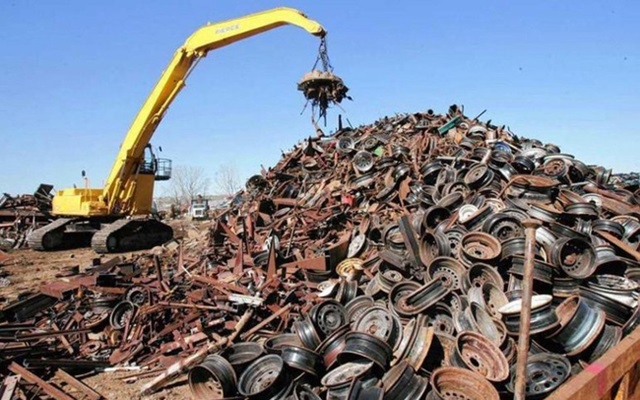 Tạm ngừng kinh doanh tạm nhập, tái xuất, chuyển khẩu phế liệu (Ảnh Internet)