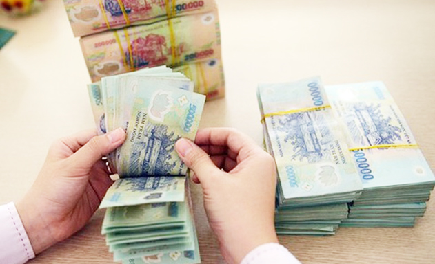 Cuối năm, hàng loạt ngân hàng giảm lãi suất huy động