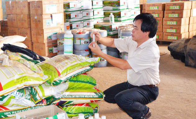 Phân bón giả hoành hành kéo lùi ngành nông nghiệp Việt Nam