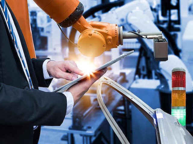 Tại một diễn đàn về công nghệ, các chuyên gia cho biết , 70% doanh nghiệp Việt không biết bắt đầu chuyển đổi số từ đâu